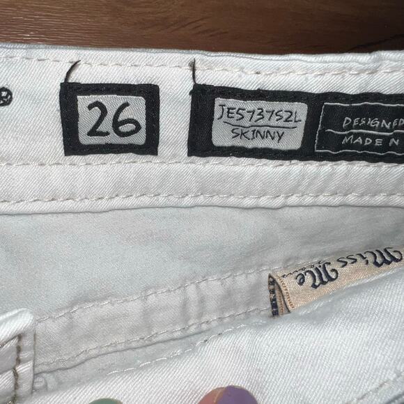 White Vintage Low Rise Miss Me Skinny Jeans Size 26 Style #JE573752L - Picture 7 of 11